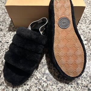 UGG Women’s Fluff Yeah Slide